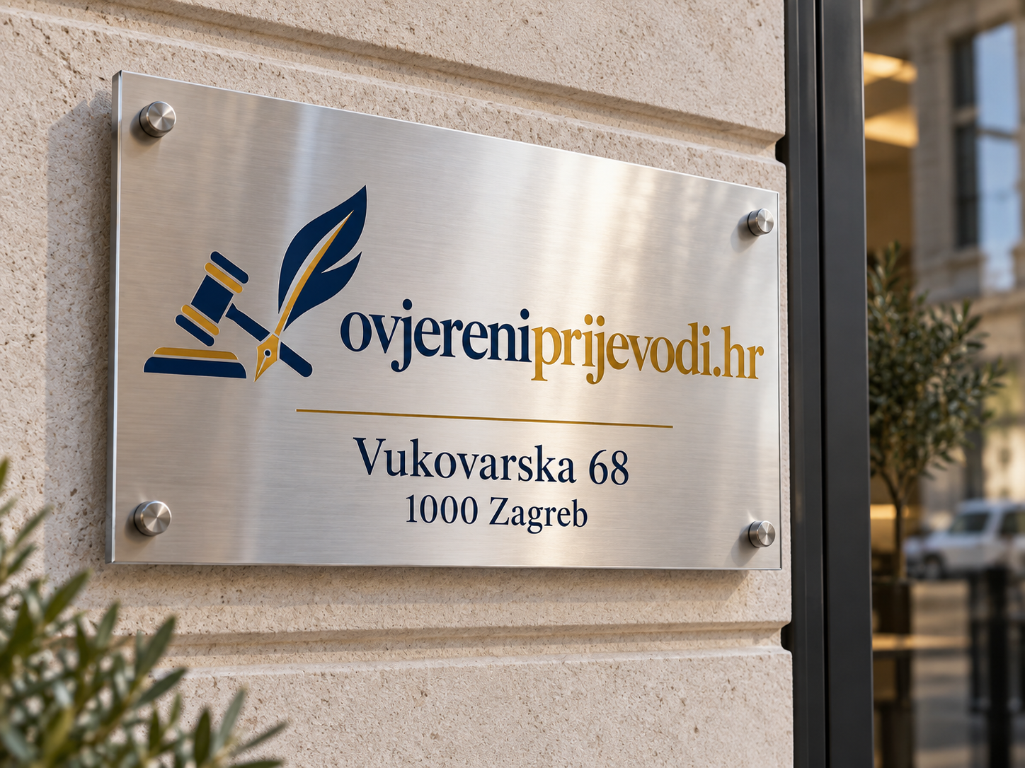 Natpis OvjereniPrijevodi.hr na adresi Ulica grada Vukovara 68 u Zagrebu